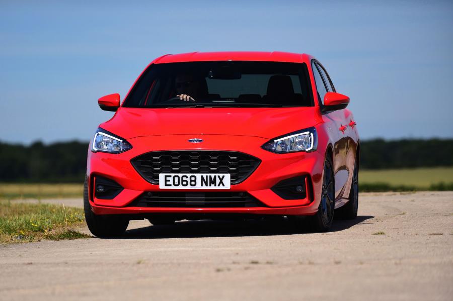  Ford Focus ST-Line 2018 года  (UK) (фото 40 из 42)